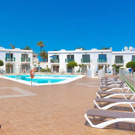 Апартаменты Butterfly Pool View & Wifi By Irent Fuerteventura